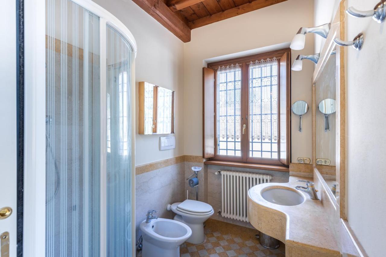 Il Casale Lonato - By Host4U Aparthotel Exteriör bild