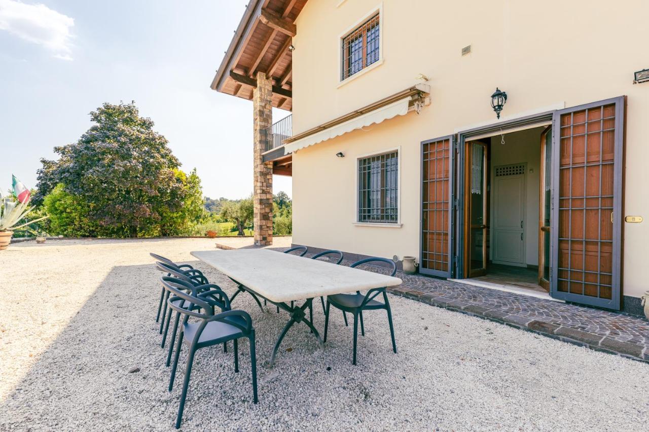 Il Casale Lonato - By Host4U Aparthotel Exteriör bild